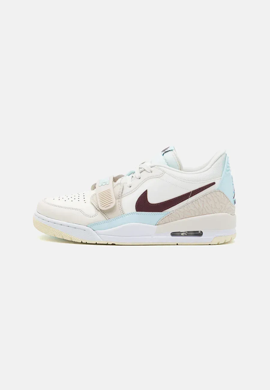 Фото № 1 с приближением к товару «‎AIR JORDAN LEGACY 312 »