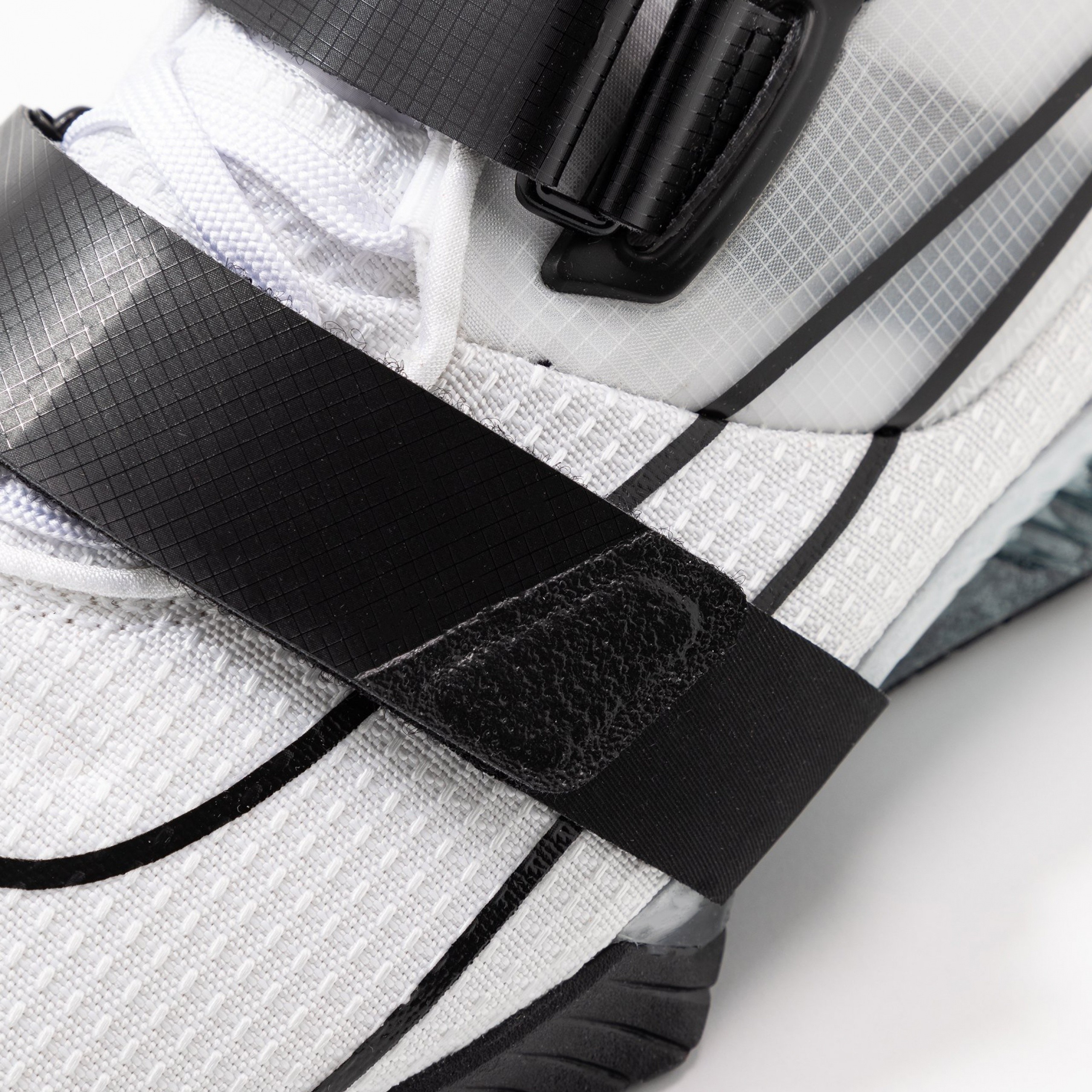 Фото № 3 с приближением к товару «‎Nike»