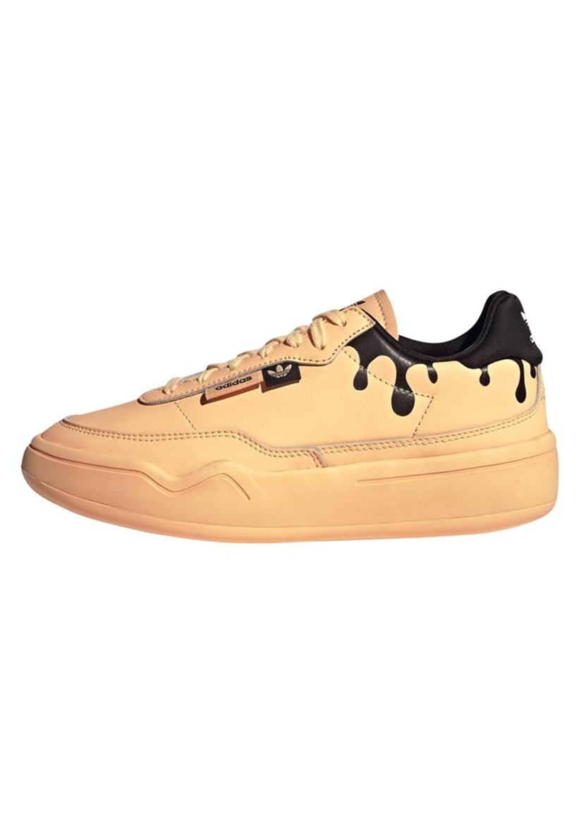 Фото № 1 с приближением к товару «‎Adidas Her Court »