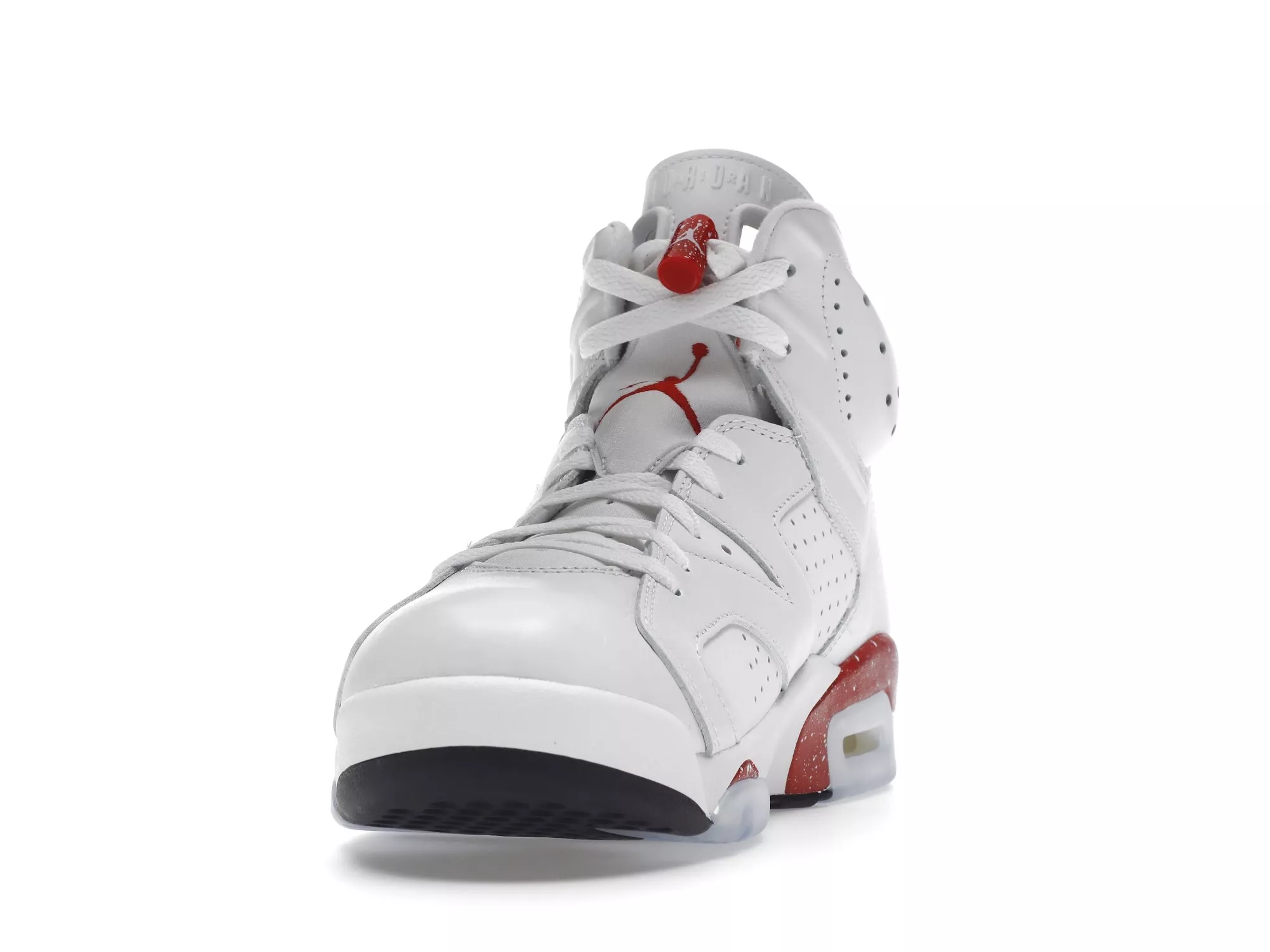 Фото № 3 с приближением к товару «‎Jordan 6 Retro Red Oreo»