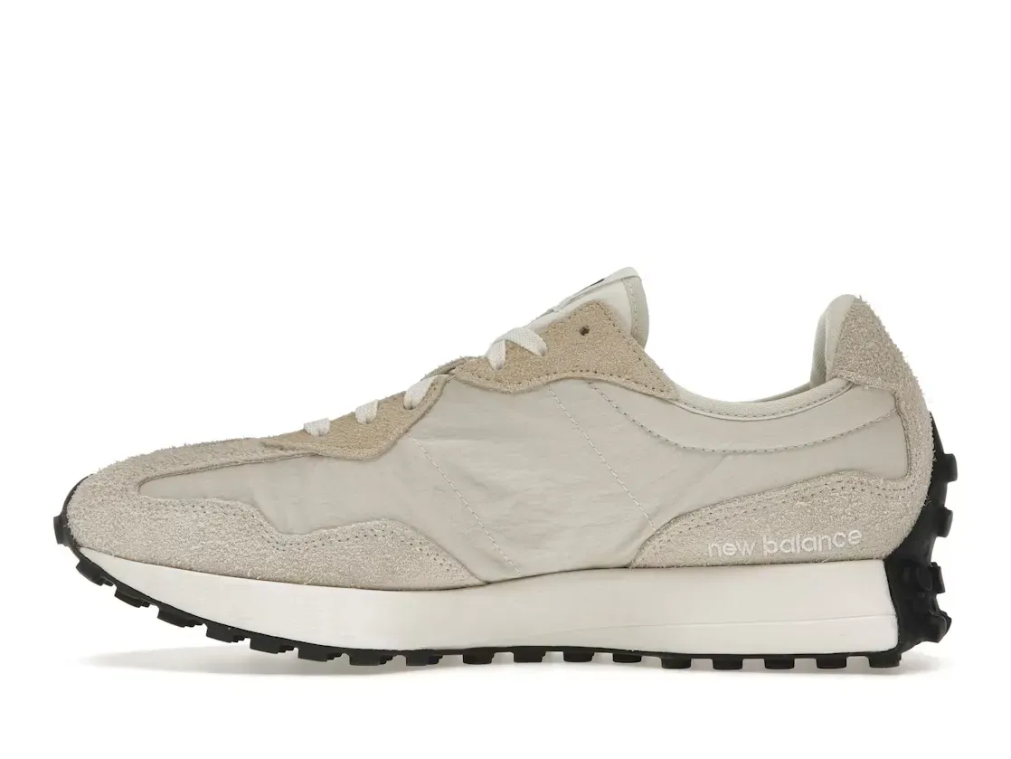 Фото № 3 с приближением к товару «‎New Balance 327»