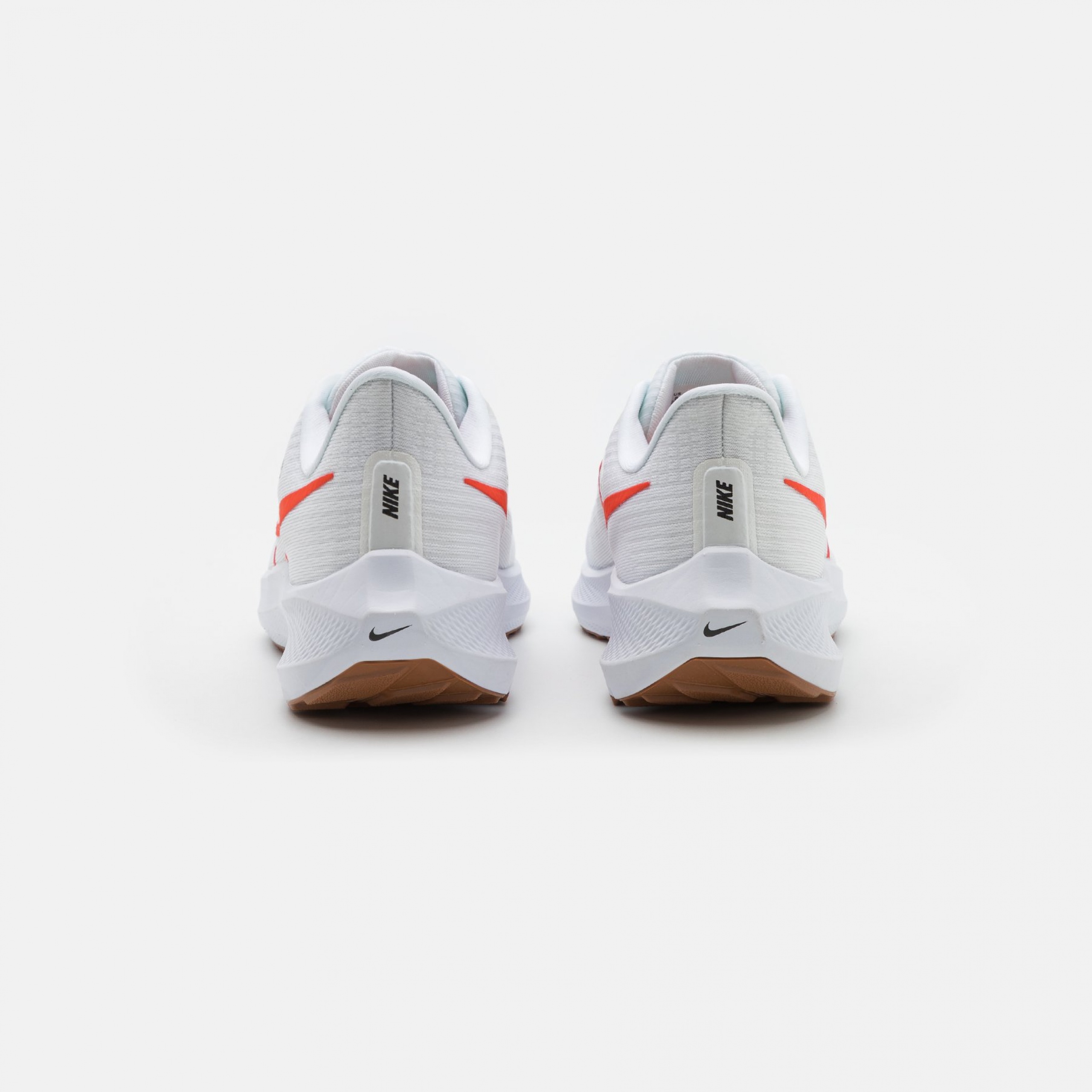 Фото № 3 с приближением к товару «‎Nike Air Zoom Pegasus 39 LP»