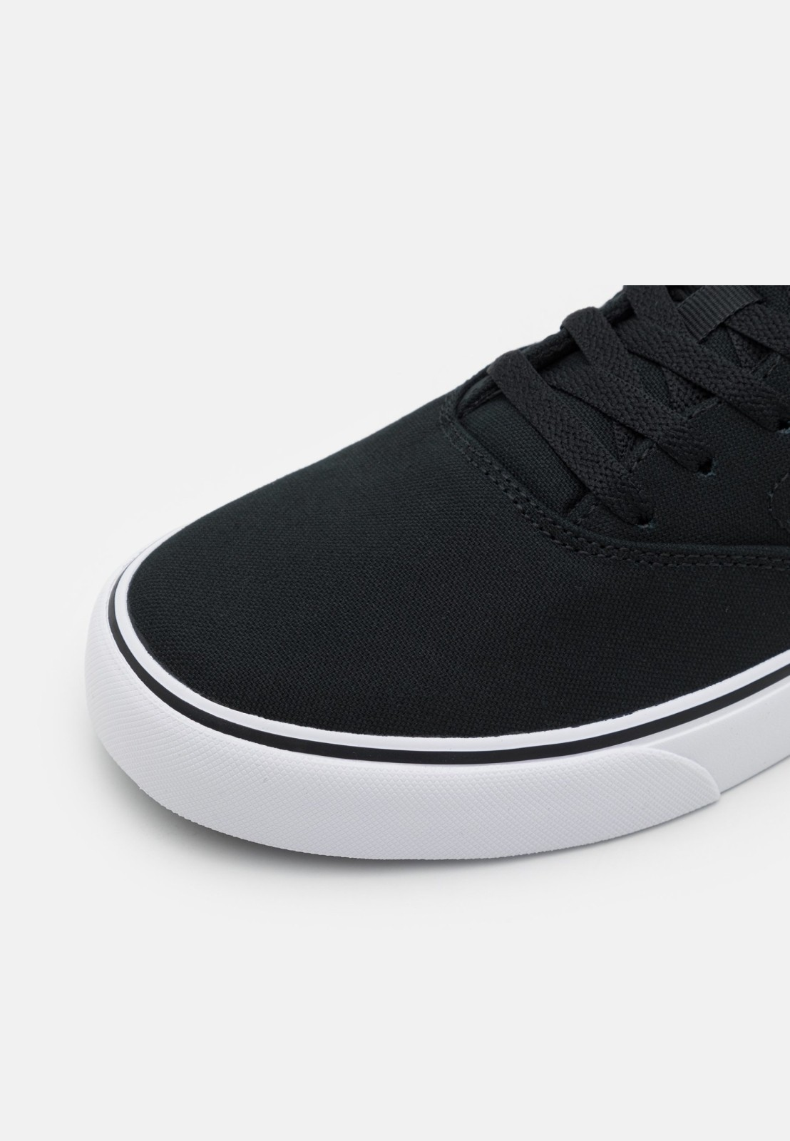 Фото № 5 с приближением к товару «‎Nike Chron »