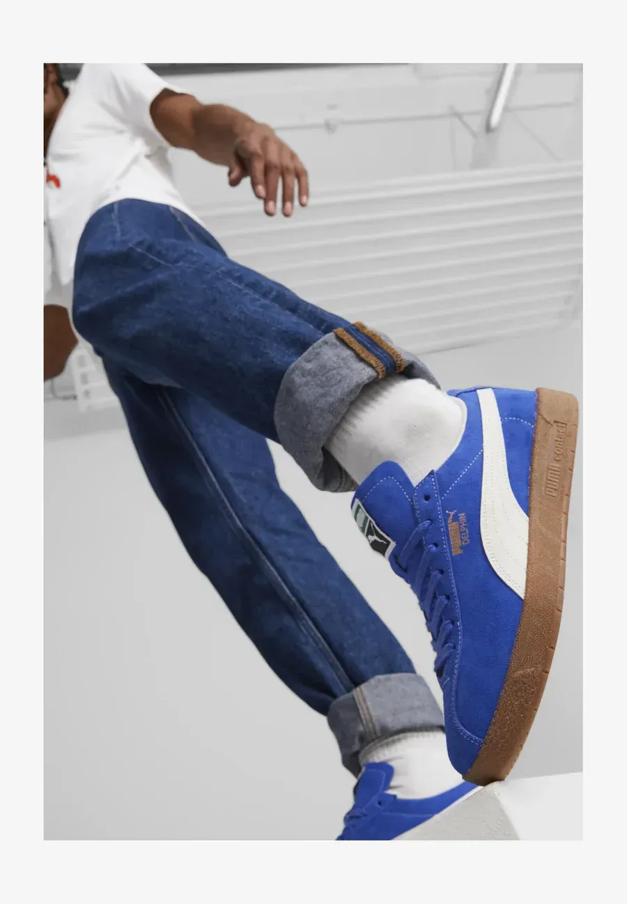 Фото № 2 с приближением к товару «‎DELPHIN»