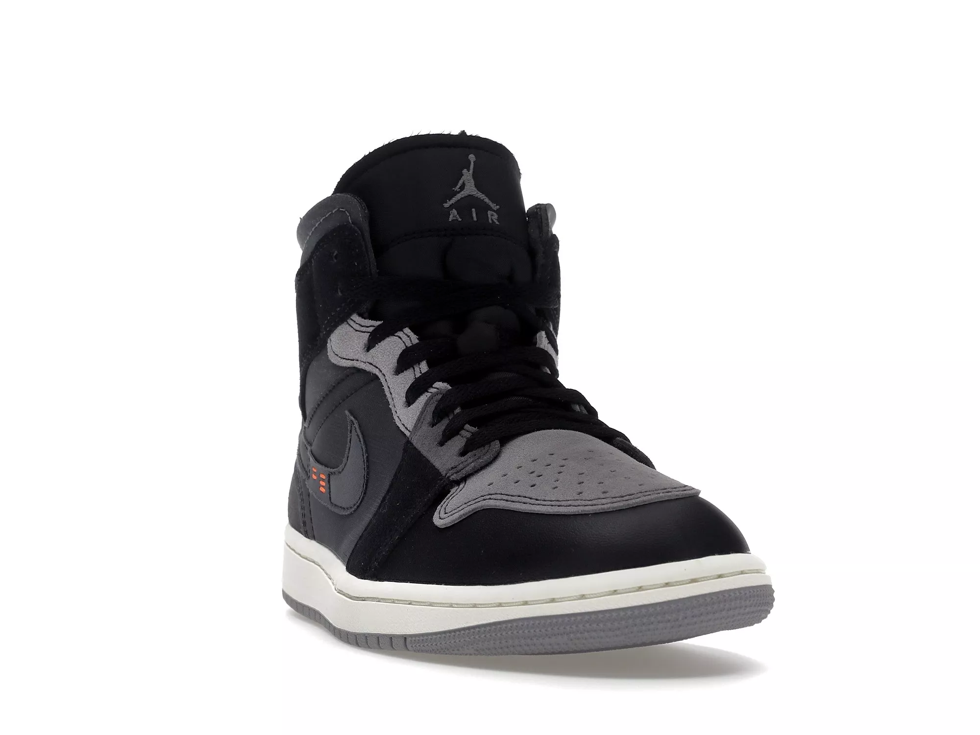 Фото № 1 с приближением к товару «‎Jordan 1 Mid Craft Inside Out Black»
