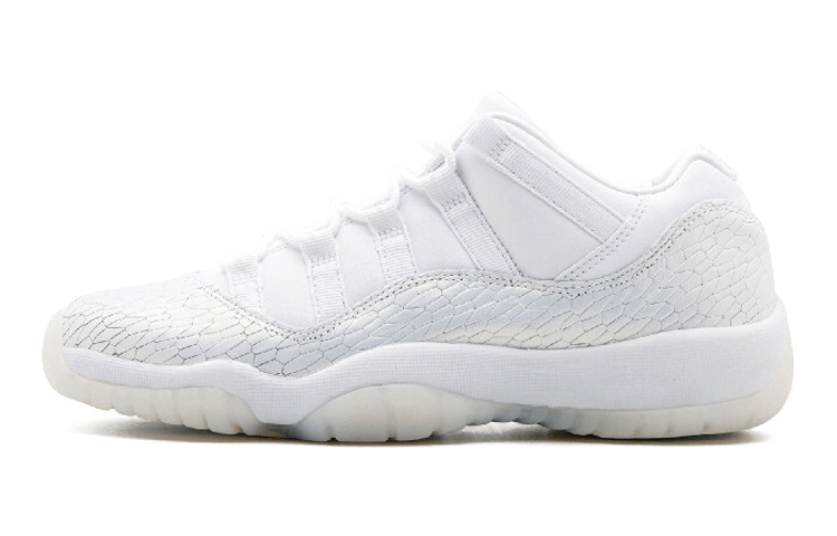 Фото № 1 с приближением к товару «‎Jordan 11 Retro Low Heiress Pure Platinum (GS)»