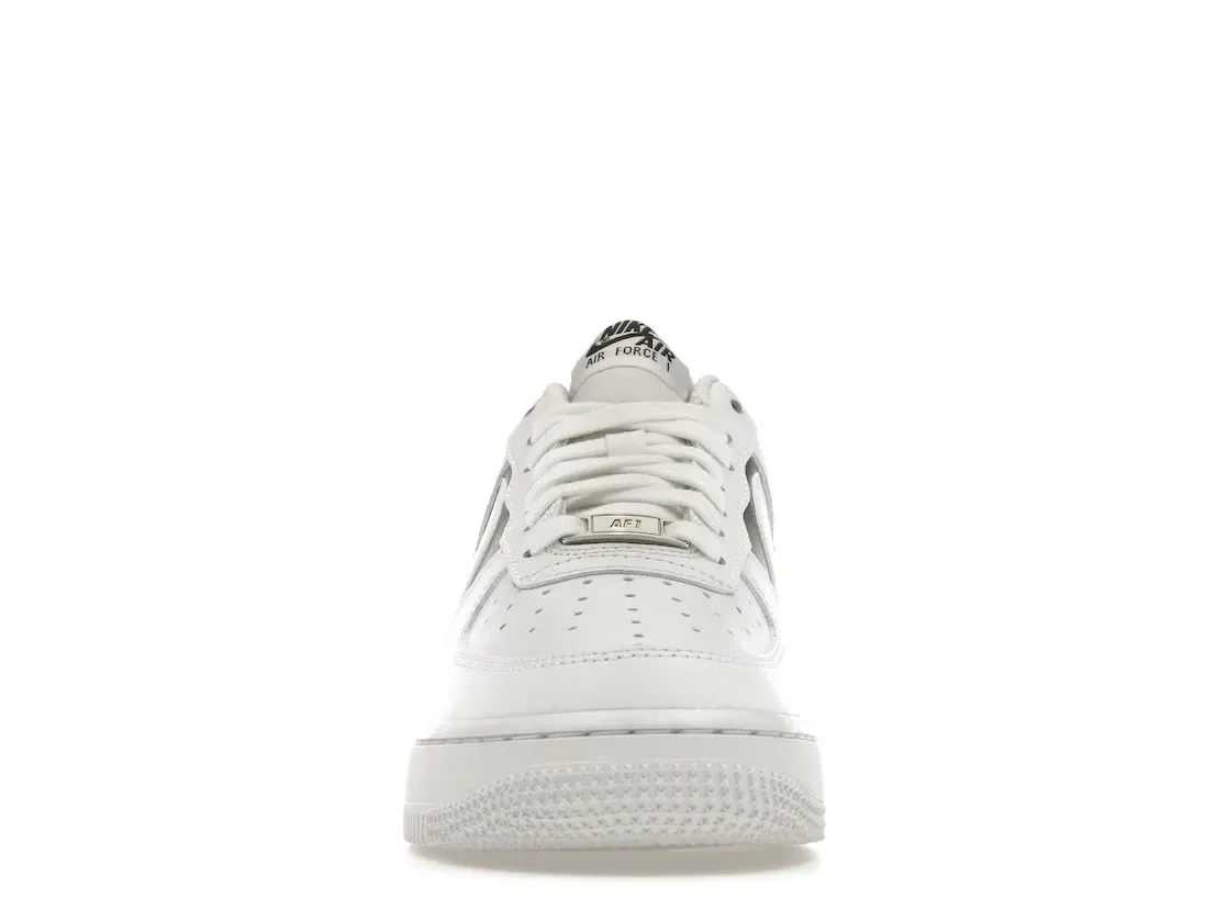 Фото № 2 с приближением к товару «‎Nike Air Force 1 Low '07 White Metallic Silver (2022) »