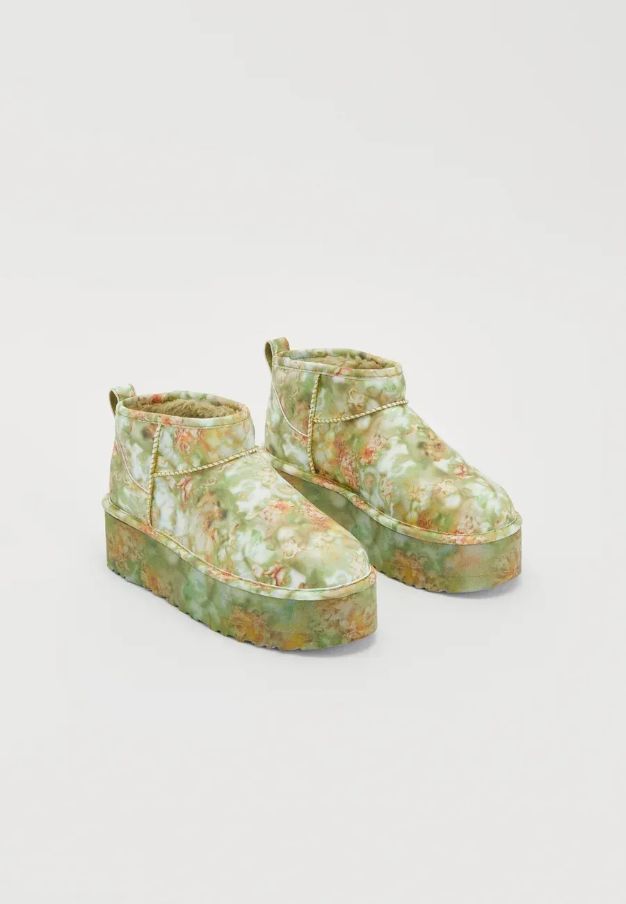 Фото № 1 с приближением к товару «‎UGG COLLINA STRADA ULTRA MINI PLATFORM»