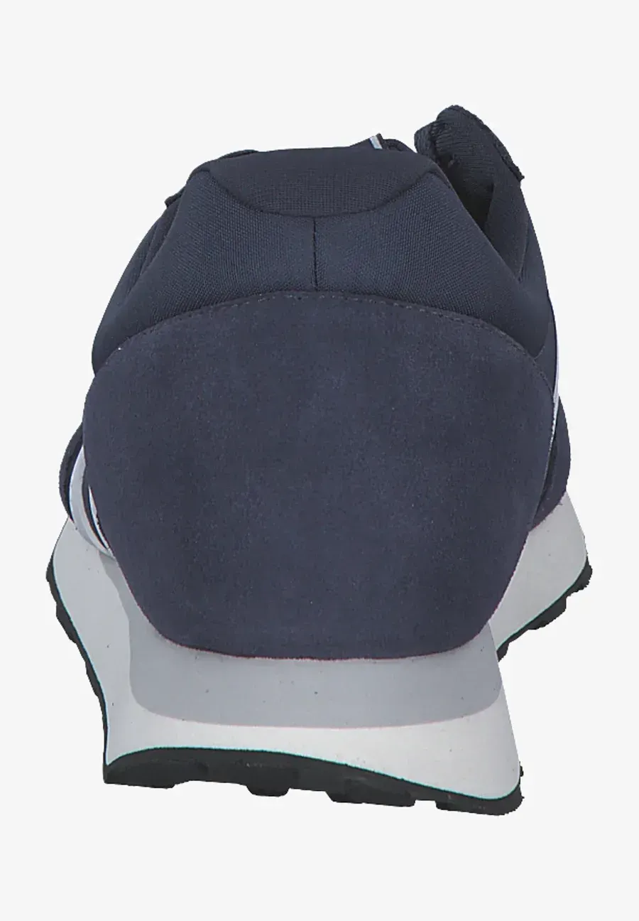 Фото № 4 с приближением к товару «‎Trainers»