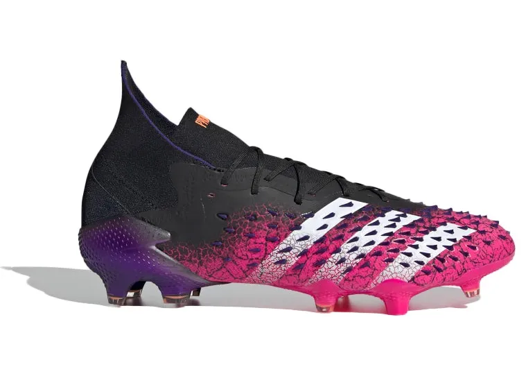 Фото № 1 с приближением к товару «‎adidas Predator Freak 1 FG Demonskin Black Shock Pink»