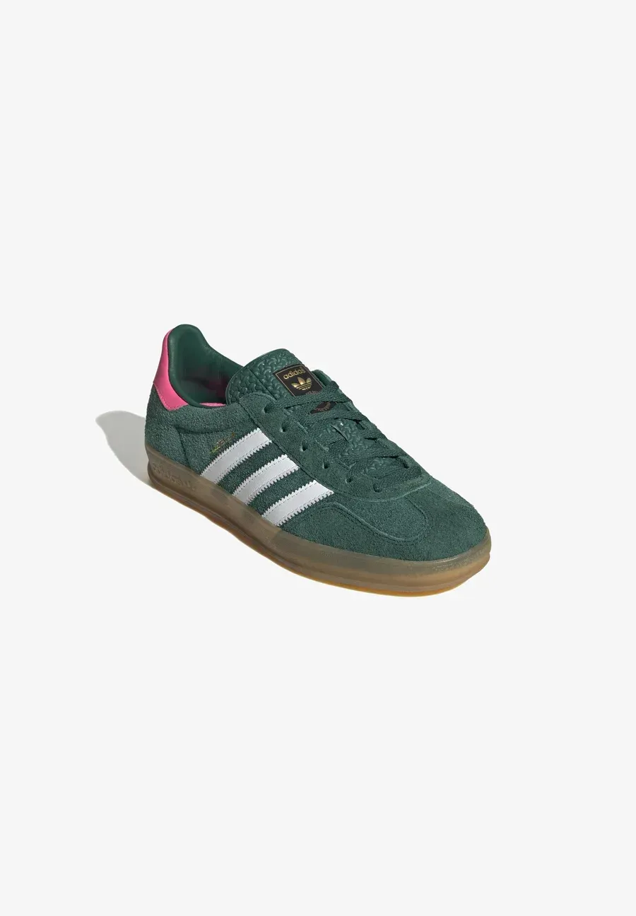 Фото № 2 с приближением к товару «‎GAZELLE INDOOR W»
