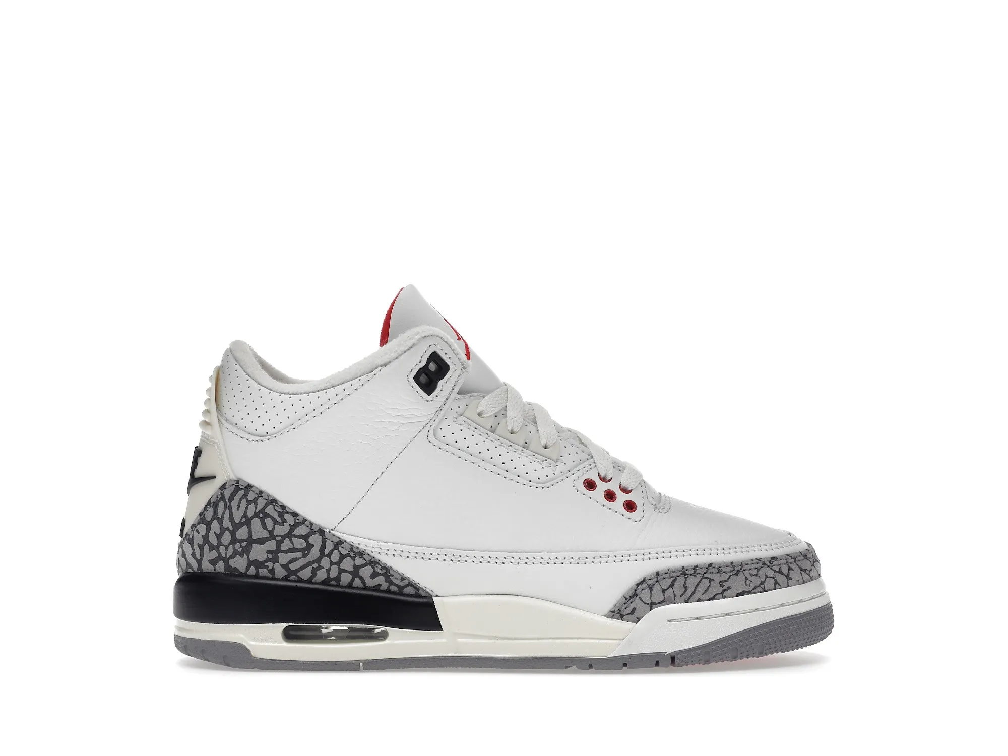 Фото № 1 с приближением к товару «‎Jordan 3 Retro White Cement Reimagined »