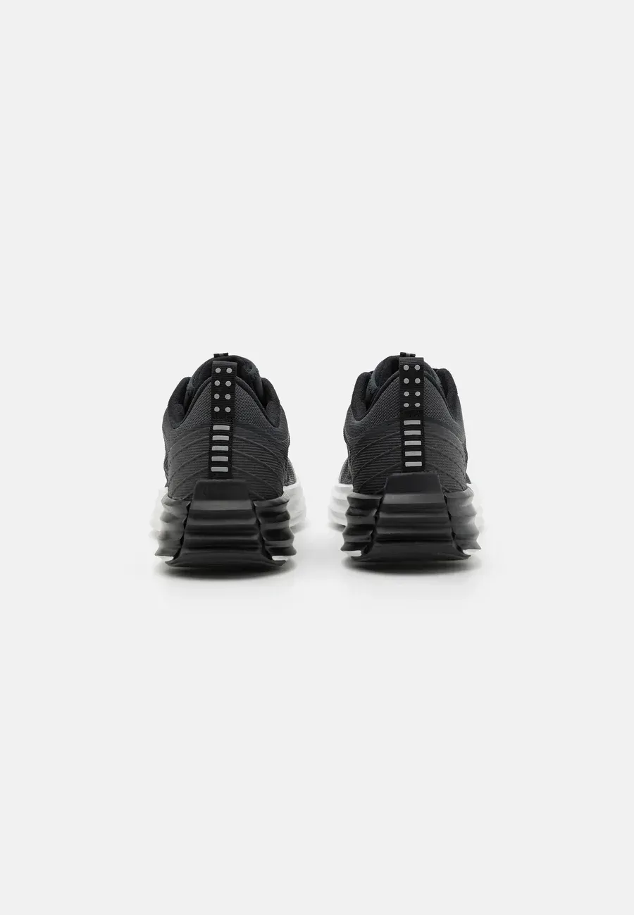 Фото № 3 с приближением к товару «‎LUNAR ROAM UNISEX»