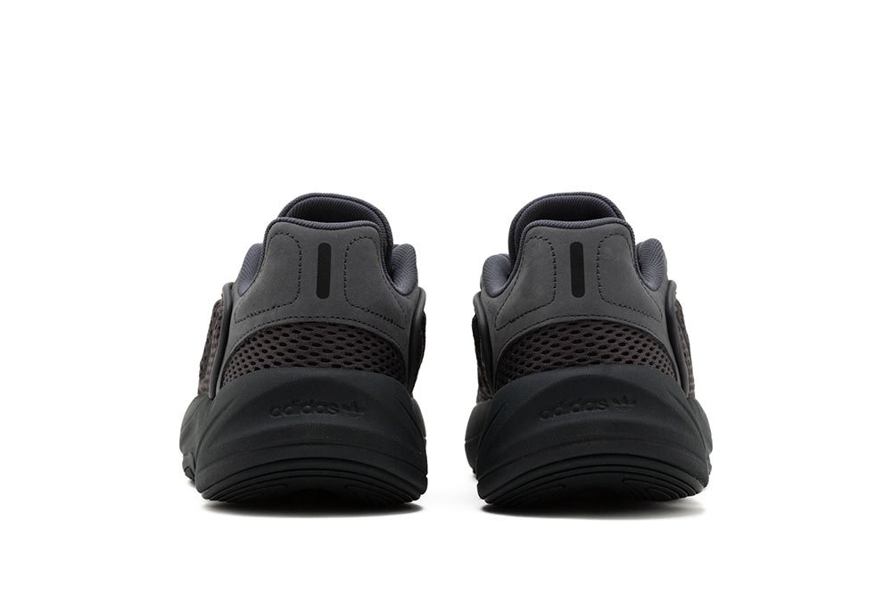 Фото № 4 с приближением к товару «‎Adidas Ozelia»