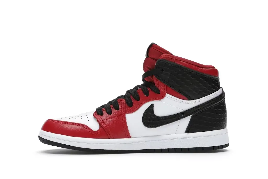 Фото № 3 с приближением к товару «‎Jordan 1 Retro High»