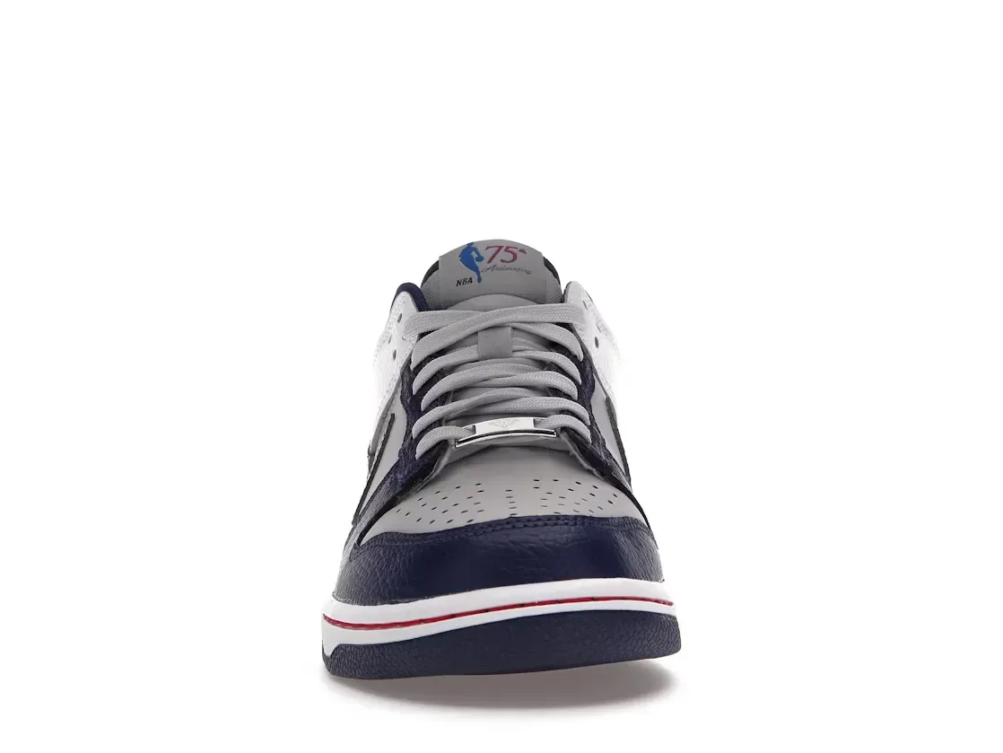 Фото № 2 с приближением к товару «‎Nike Dunk Low EMB»