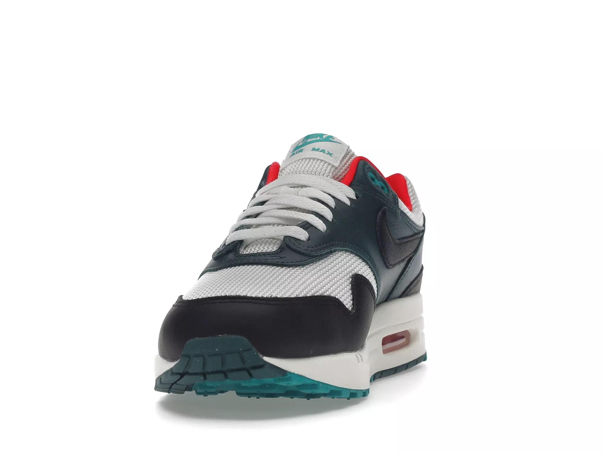 Фото № 4 с приближением к товару «‎Nike Air Max 1 LeBron James Liverpool F.C.»