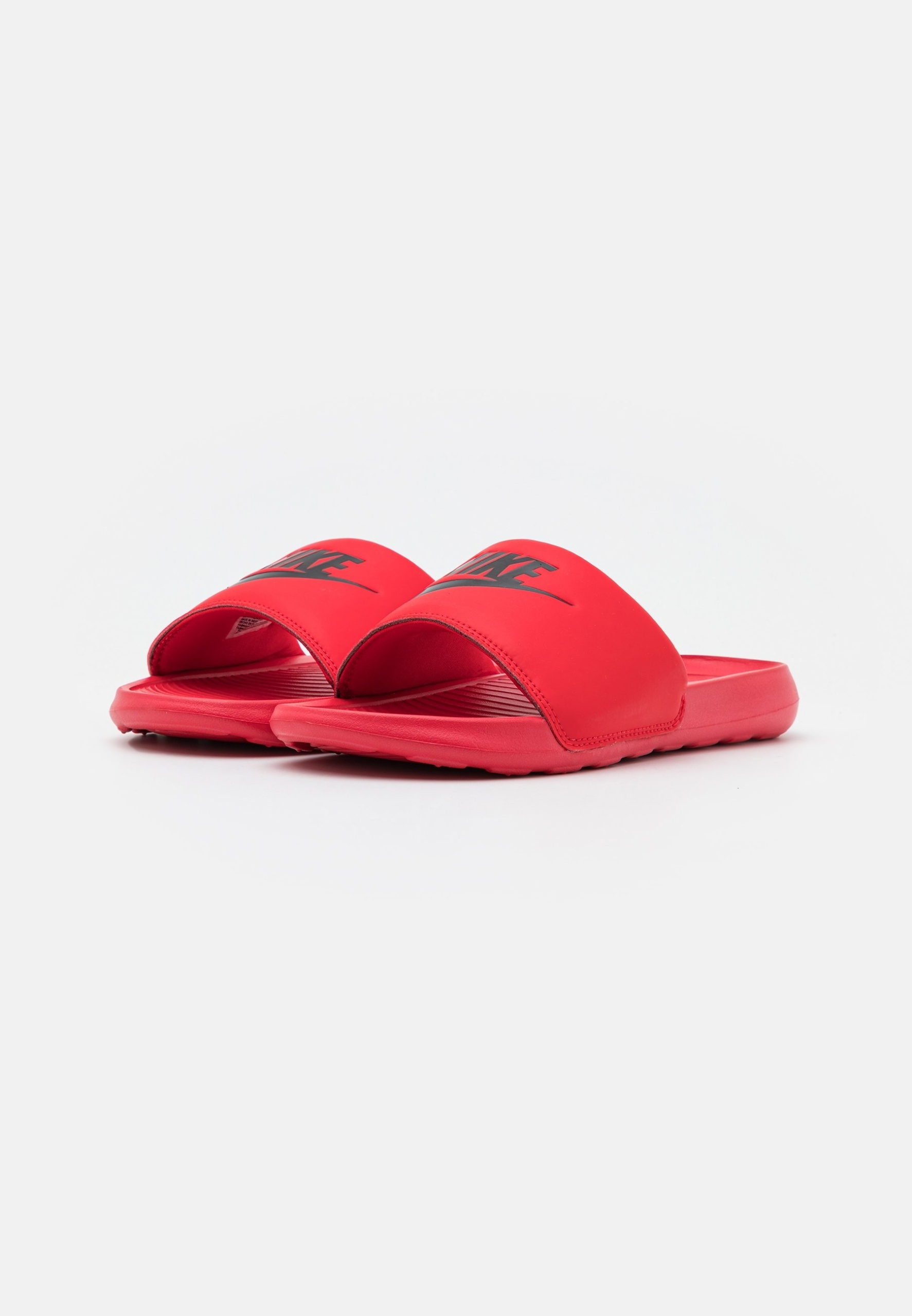Фото № 1 с приближением к товару «‎Nike Victori One Slide»