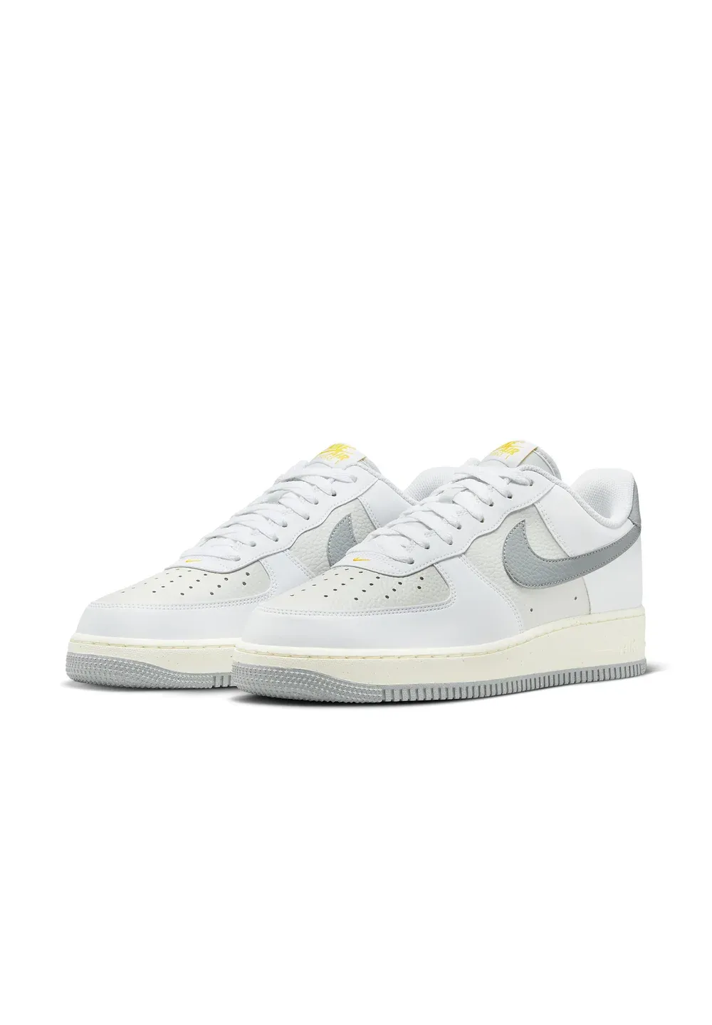 Фото № 2 с приближением к товару «‎AIR FORCE 1 07 NEXT NATURE»