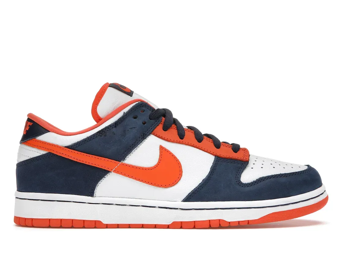 Фото № 1 с приближением к товару «‎Nike SB Dunk Low Broncos»