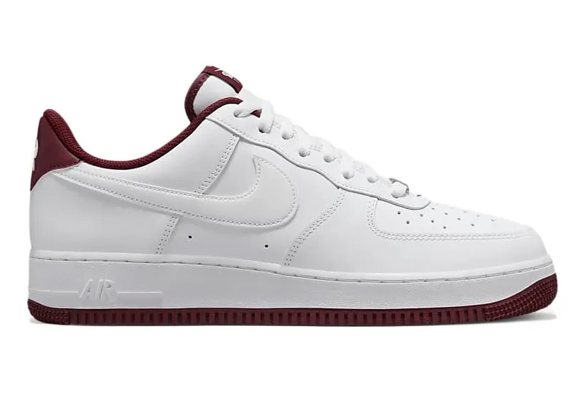 Фото № 1 с приближением к товару «‎Nike Air Force 1 Low 07 White Dark Beetroot»