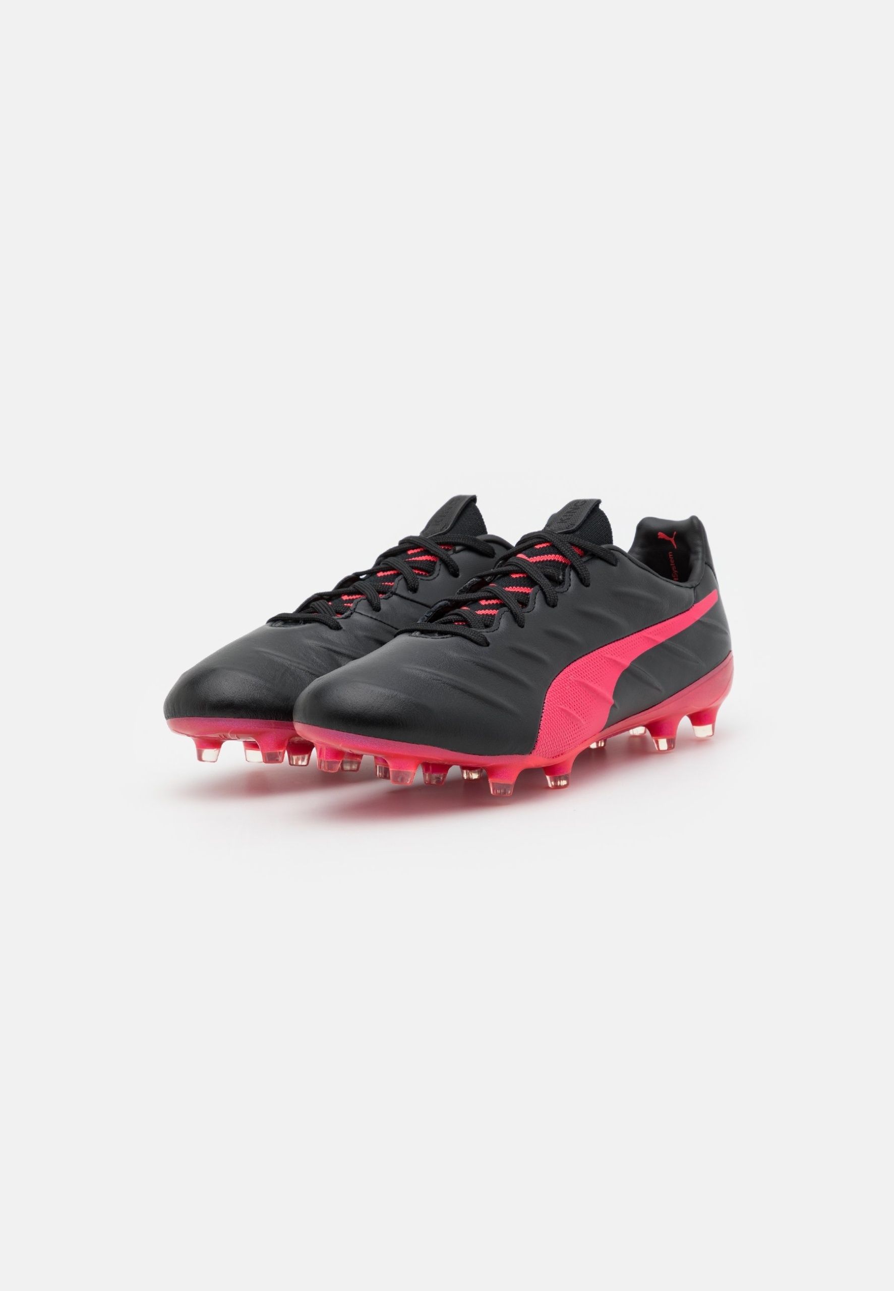 Фото № 2 с приближением к товару «‎Puma King Platinum 21 Fg/ag»