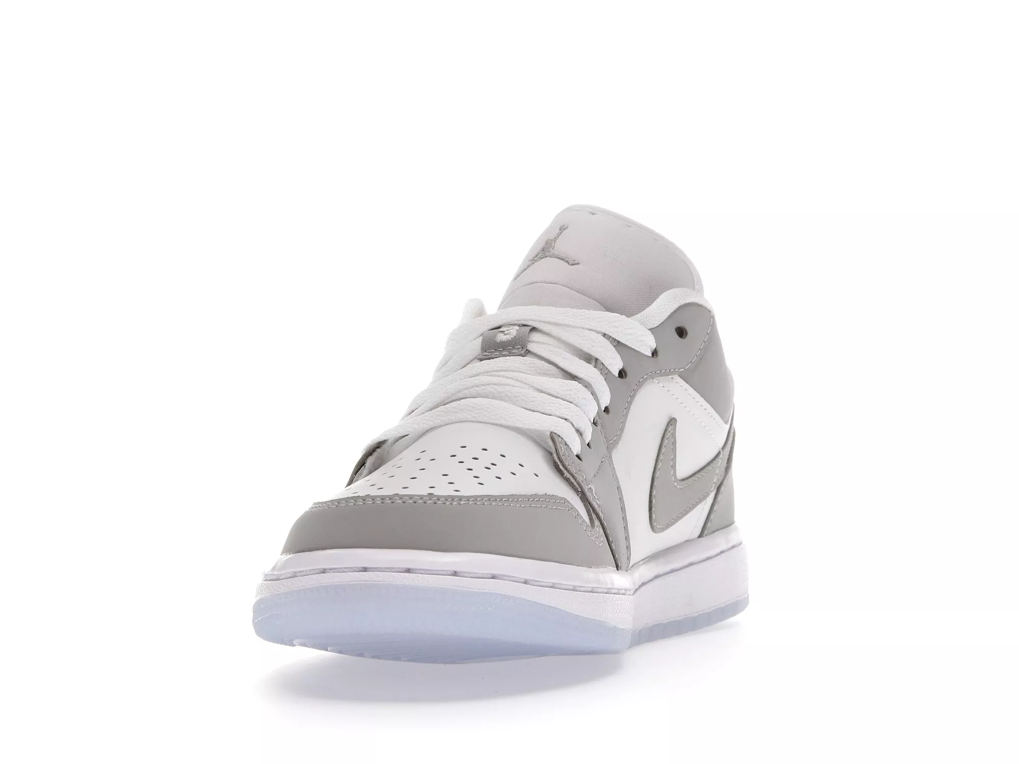 Фото № 3 с приближением к товару «‎Jordan 1 Low Wolf Grey »