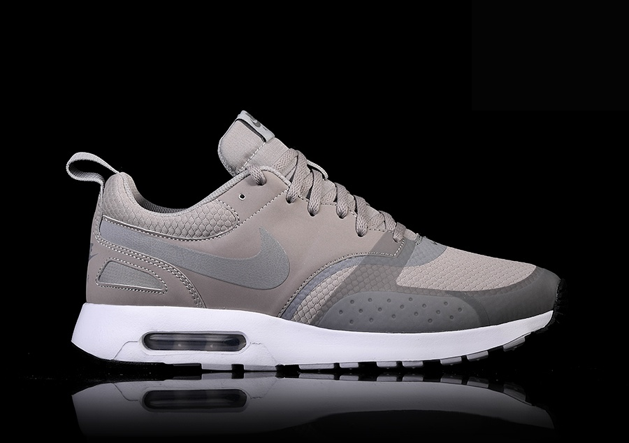 Фото № 1 с приближением к товару «‎Nike Air Max Vision SE Cobblestone »
