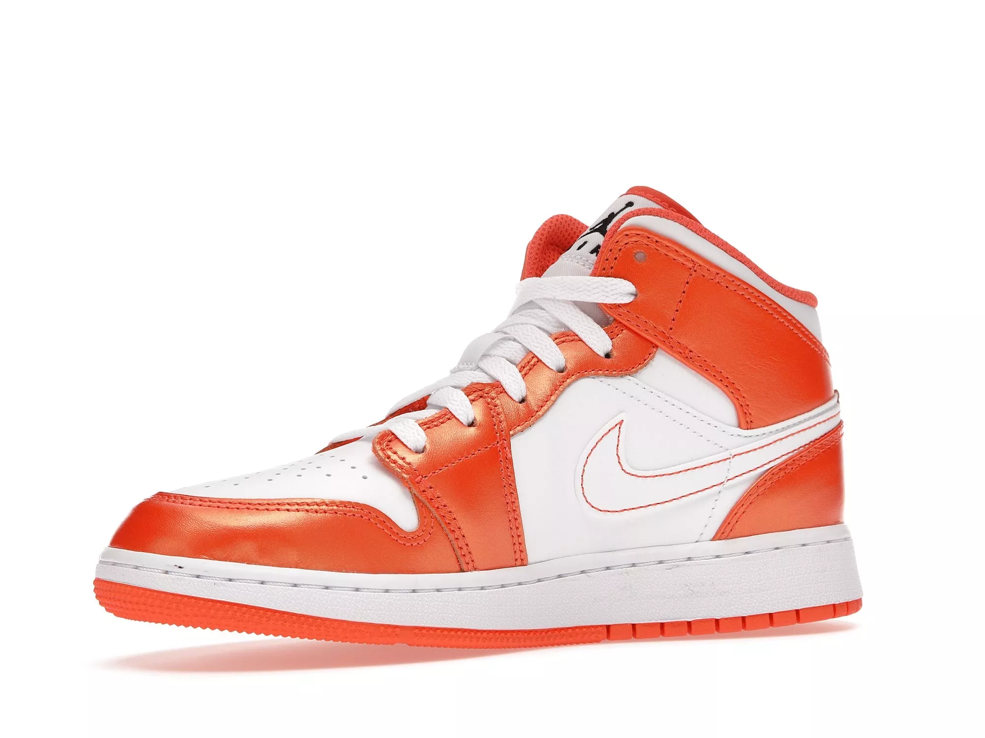 Фото № 4 с приближением к товару «‎Jordan 1 Mid Metallic Orange »