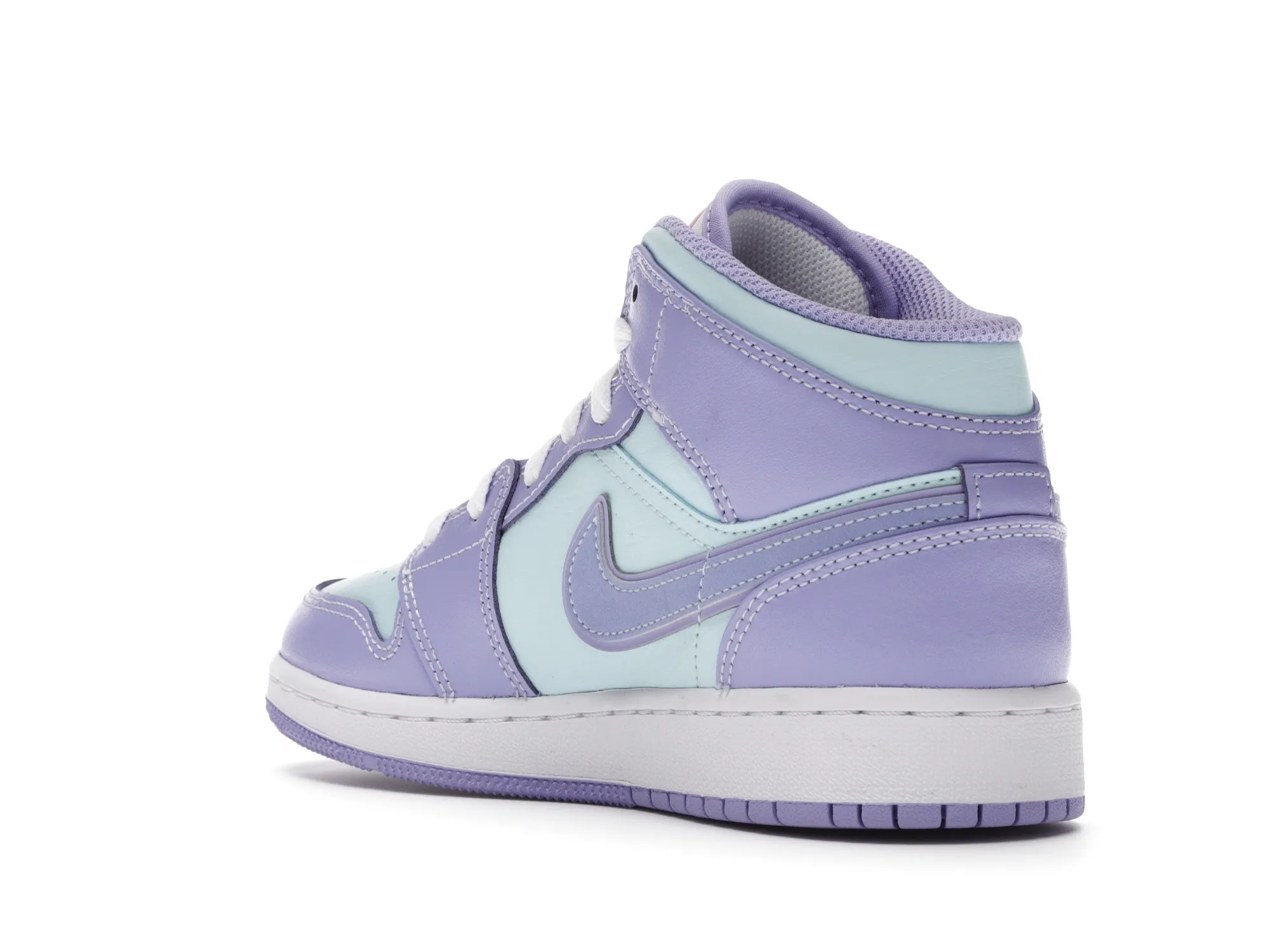 Фото № 5 с приближением к товару «‎Jordan 1 Mid Purple Aqua »