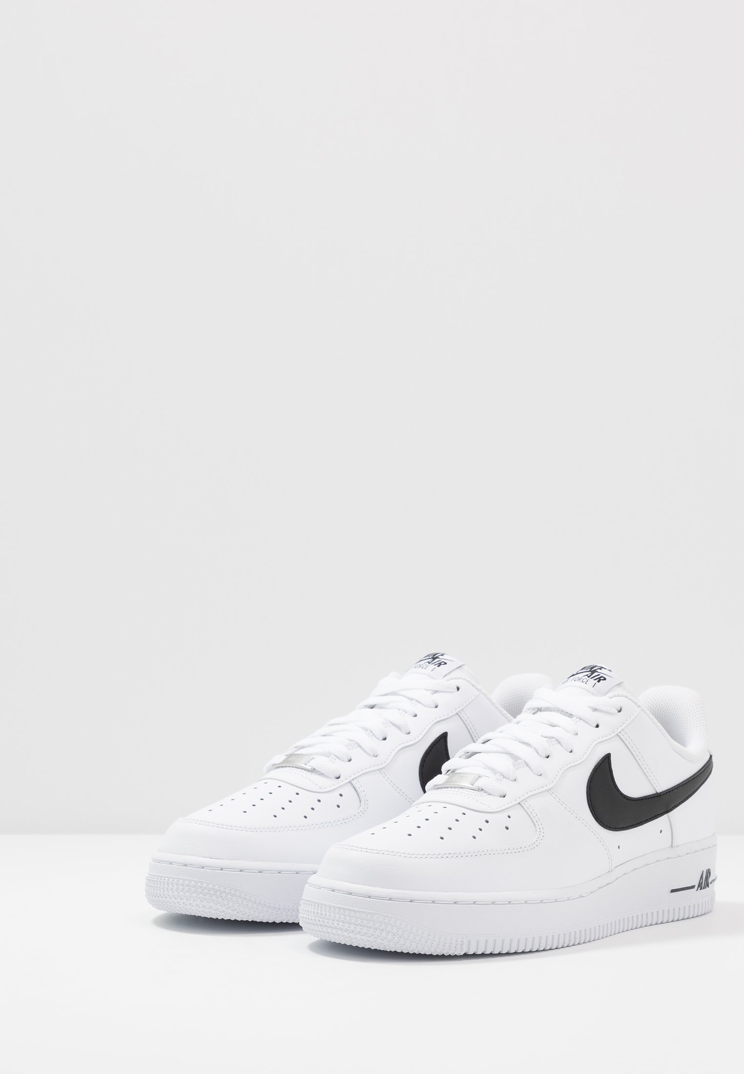 Фото № 3 с приближением к товару «‎Nike Air Force 1 &rsquo;07 An20&nbsp; »