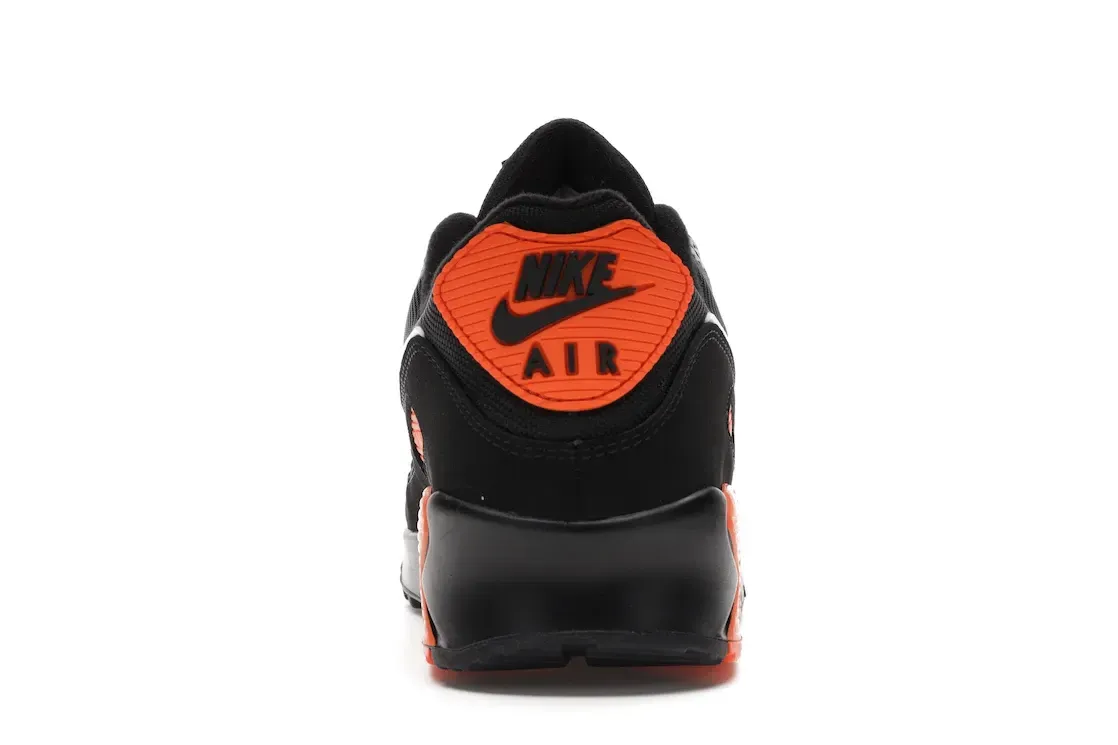 Фото № 4 с приближением к товару «‎Nike Air Max 90 Safari (2020)»