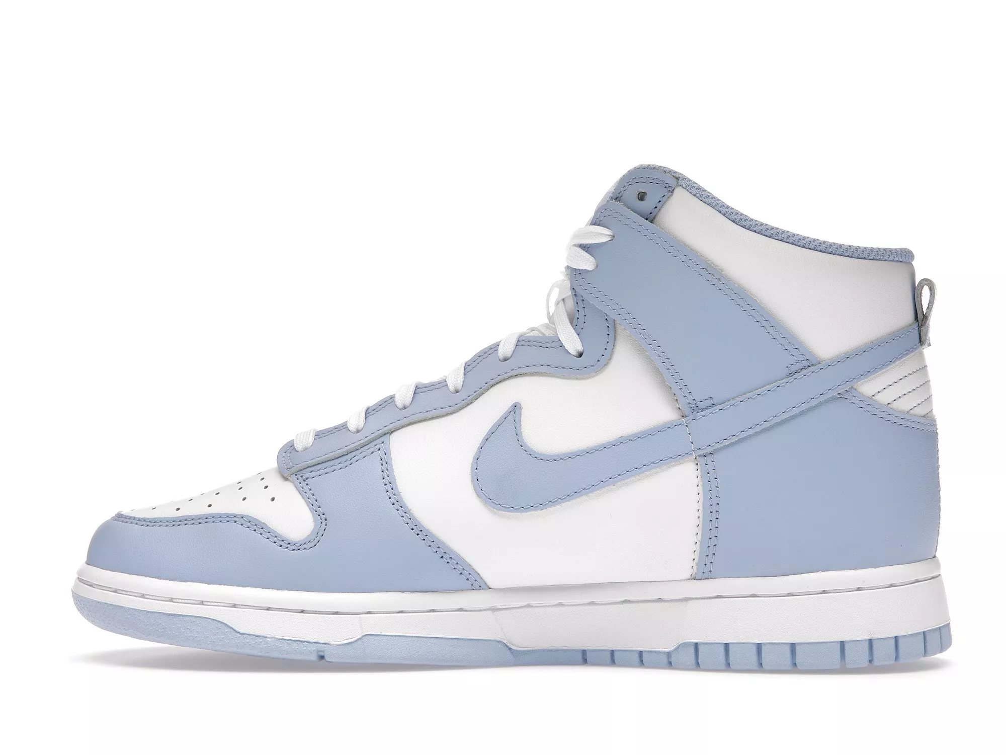 Фото № 4 с приближением к товару «‎Nike Dunk High Aluminum »