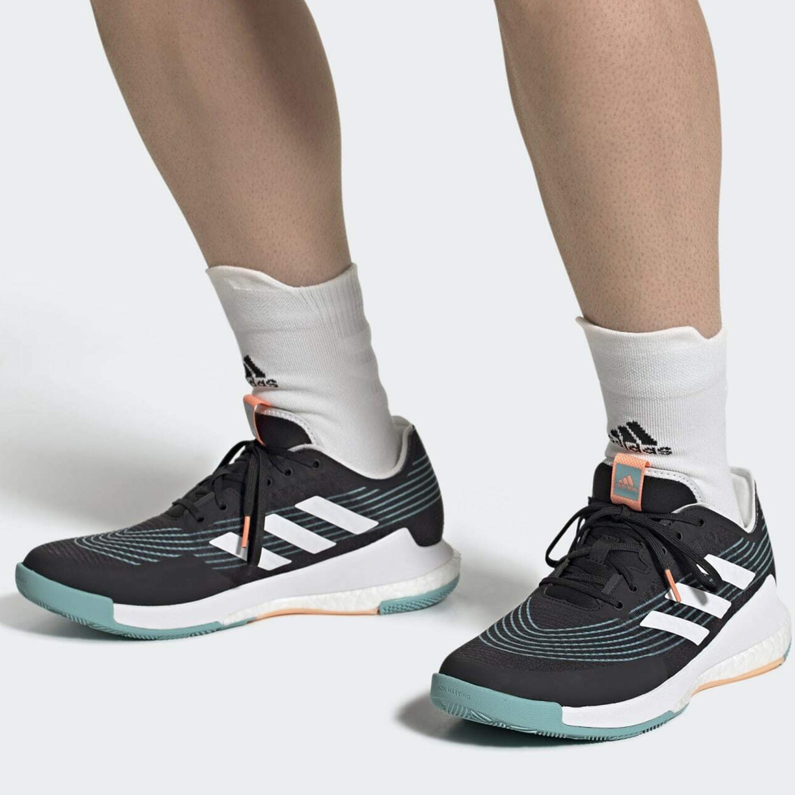 Фото № 2 с приближением к товару «‎Adidas Crazyflight»
