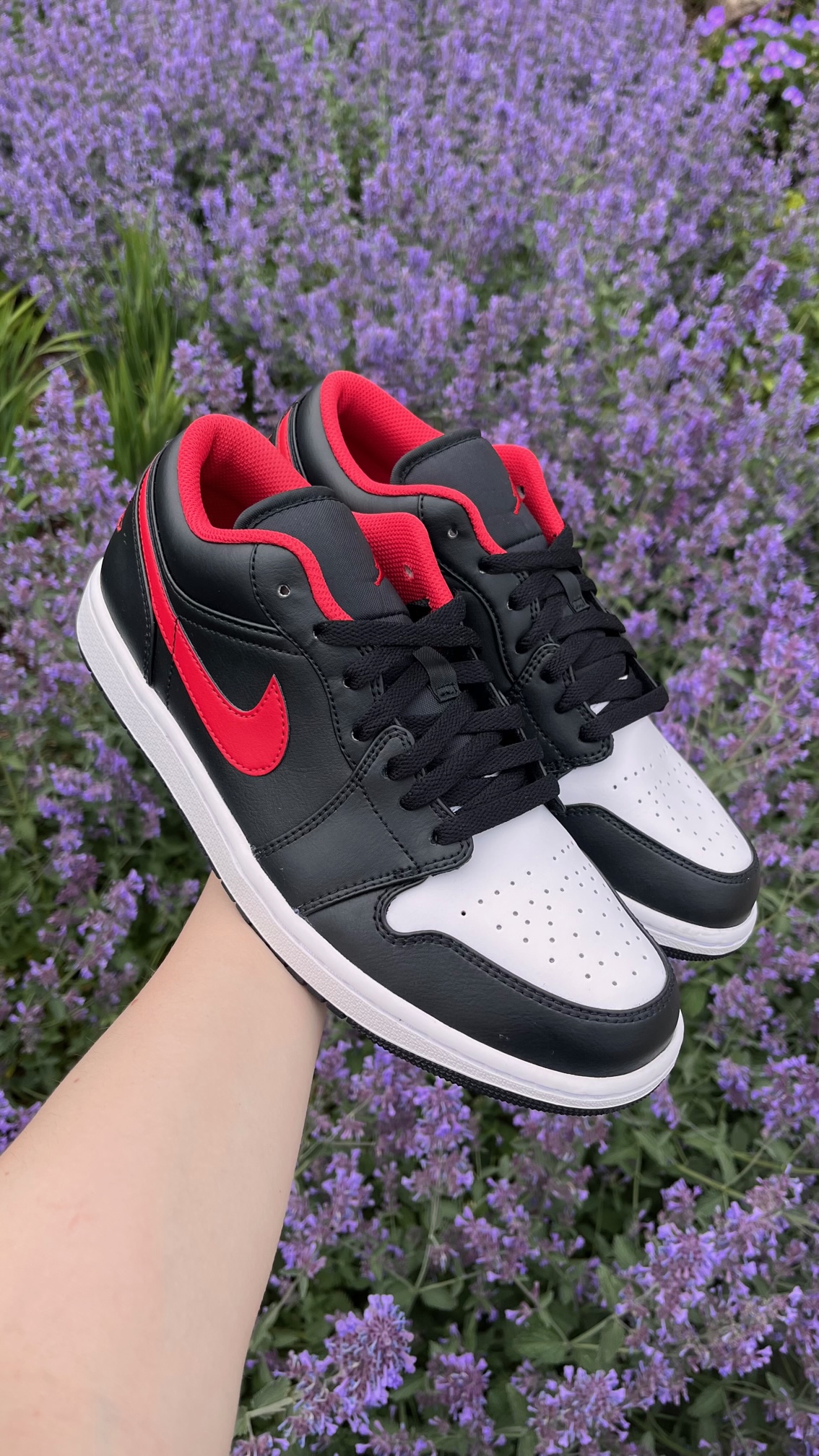 Фото № 4 с приближением к товару «‎Air Jordan 1 Low»