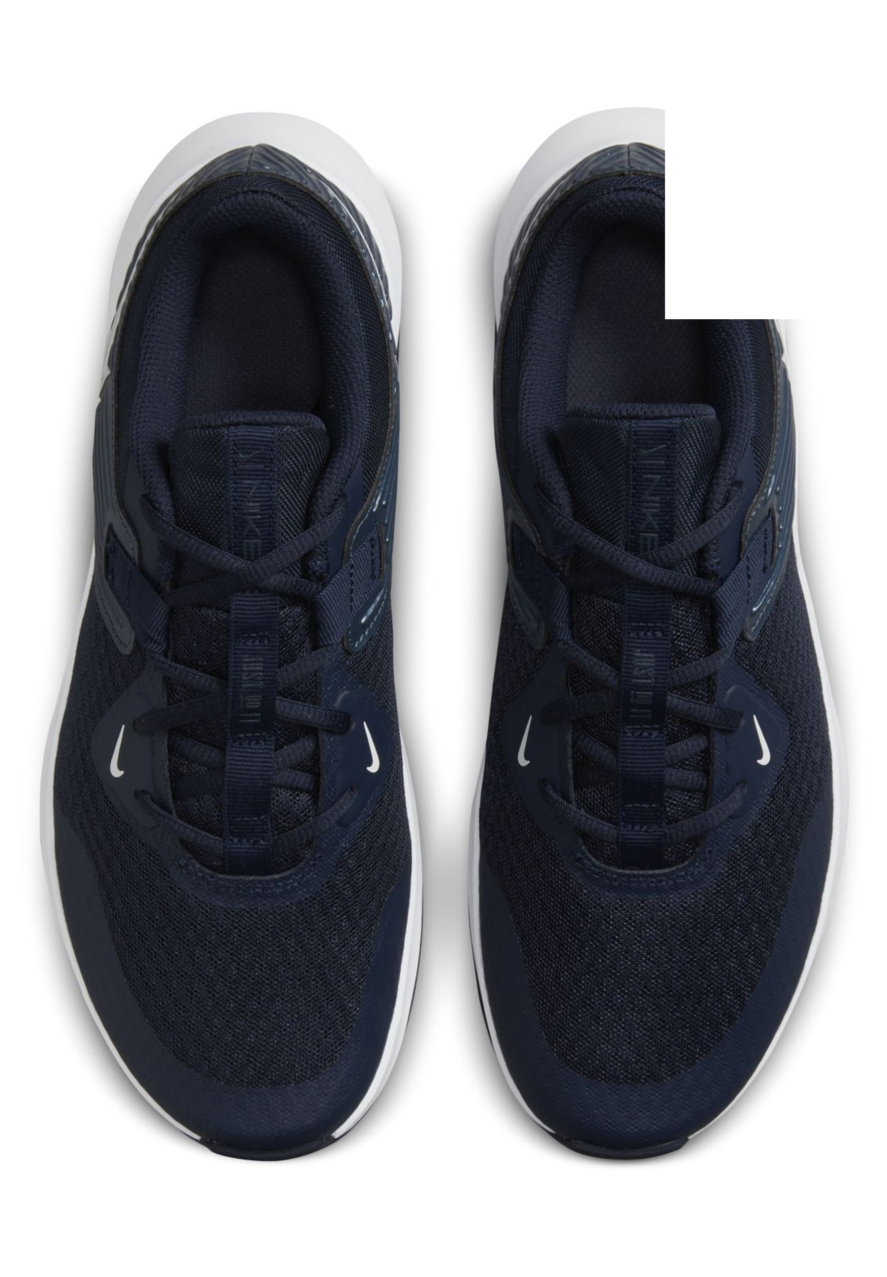 Фото № 3 с приближением к товару «‎Nike MC Trainer »