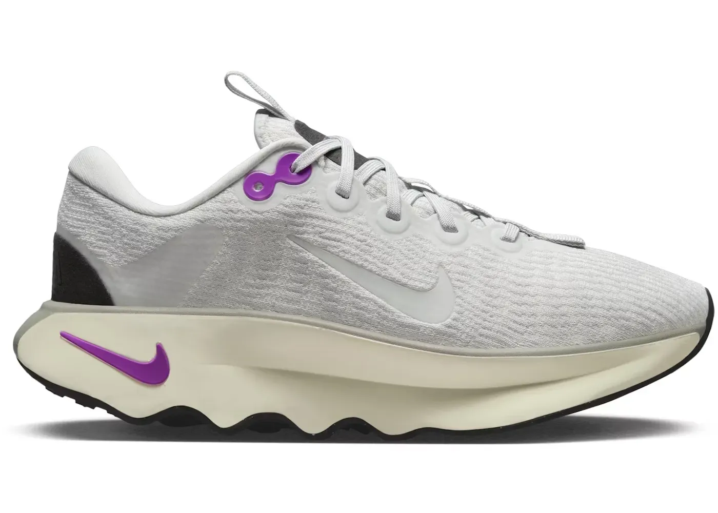 Фото № 1 с приближением к товару «‎Nike Motiva»