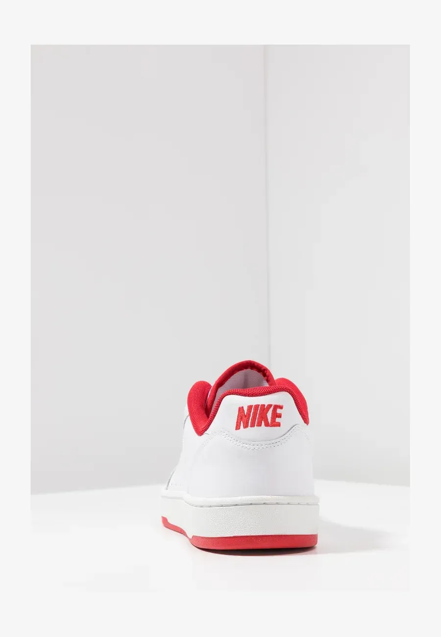 Фото № 4 с приближением к товару «‎GRANDSTAND II»