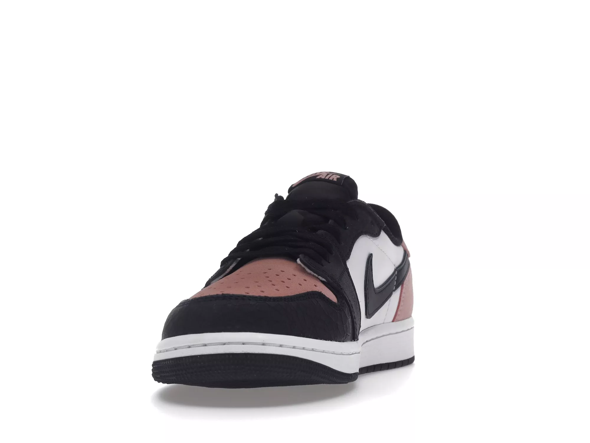 Фото № 3 с приближением к товару «‎Jordan 1 Low OG Bleached Coral»