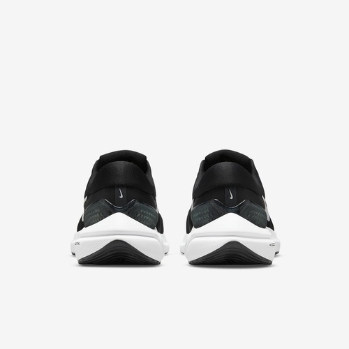 Фото № 5 с приближением к товару «‎Nike Wmns Air Zoom Vomero 16 'Black White'»