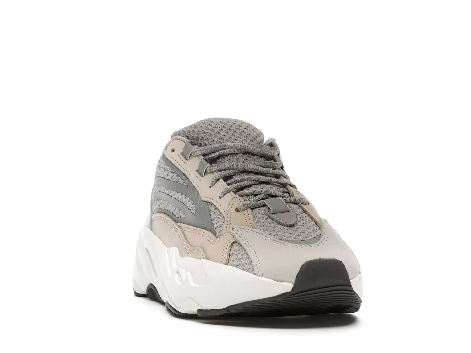 Фото № 2 с приближением к товару «‎adidas Yeezy Boost 700 V2 Cream»