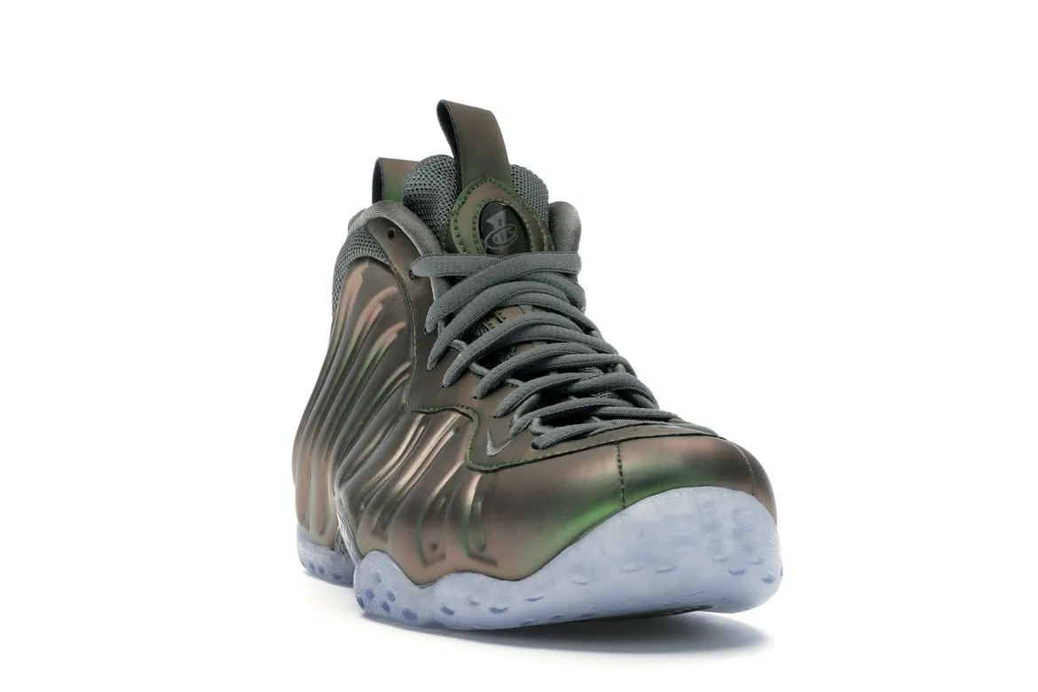 Фото № 2 с приближением к товару «‎Nike Air Foamposite One Iridescent »