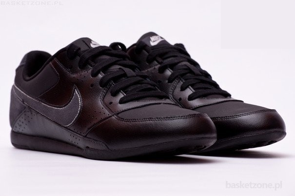 Фото № 1 с приближением к товару «‎Nike Classic Trickstar»
