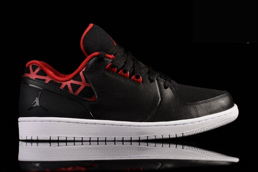 Фото № 2 с приближением к товару «‎Nike Air Jordan 1 Flight 3 »