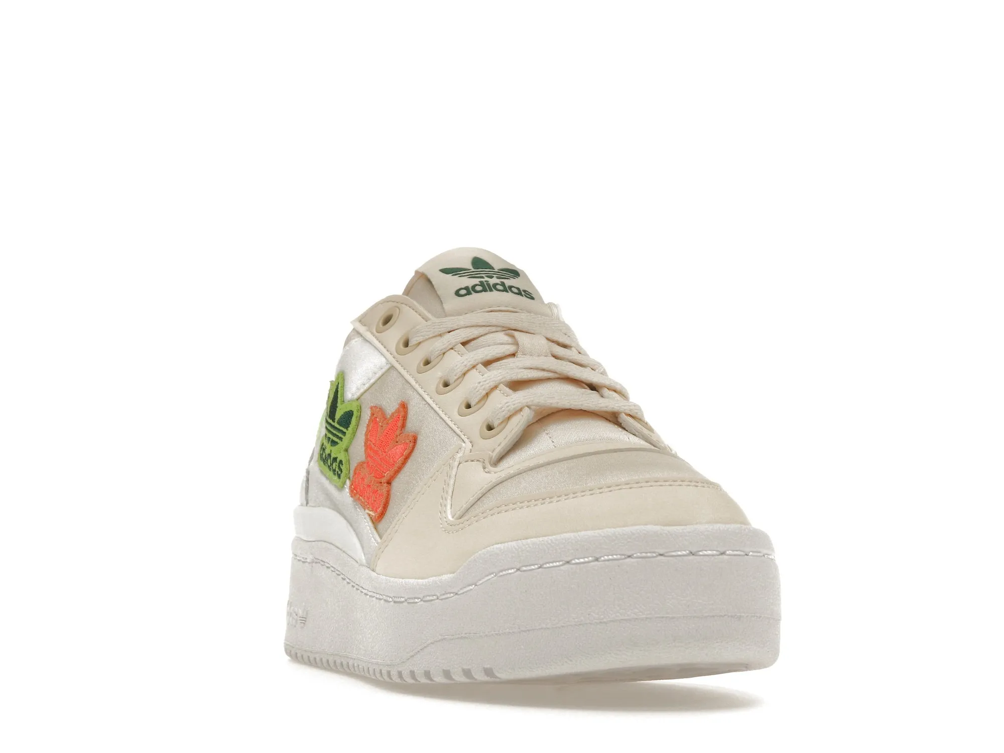 Фото № 3 с приближением к товару «‎adidas Forum Bold Embroidered Trefoils »
