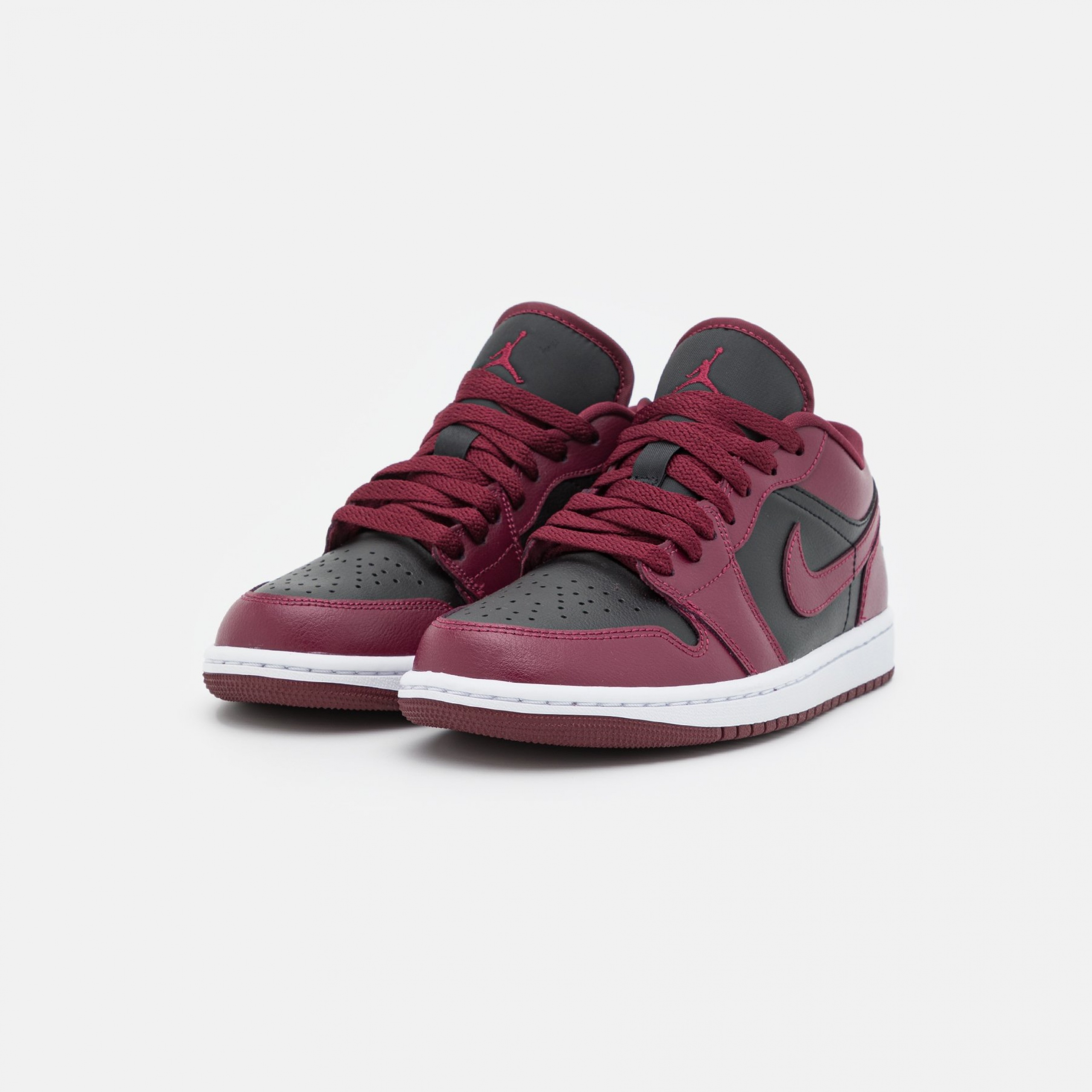 Фото № 3 с приближением к товару «‎Jordan Wmns Air 1 »