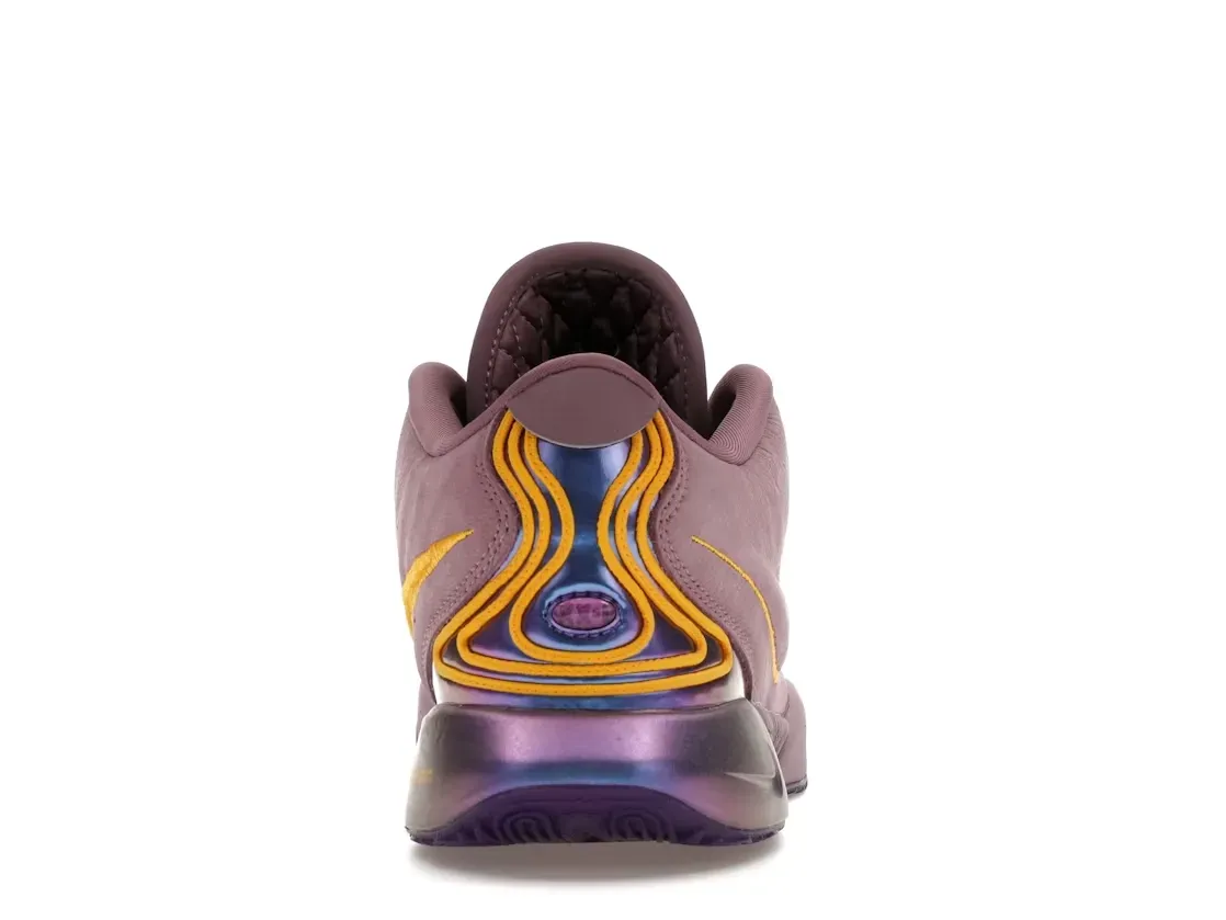 Фото № 4 с приближением к товару «‎Nike LeBron 21»