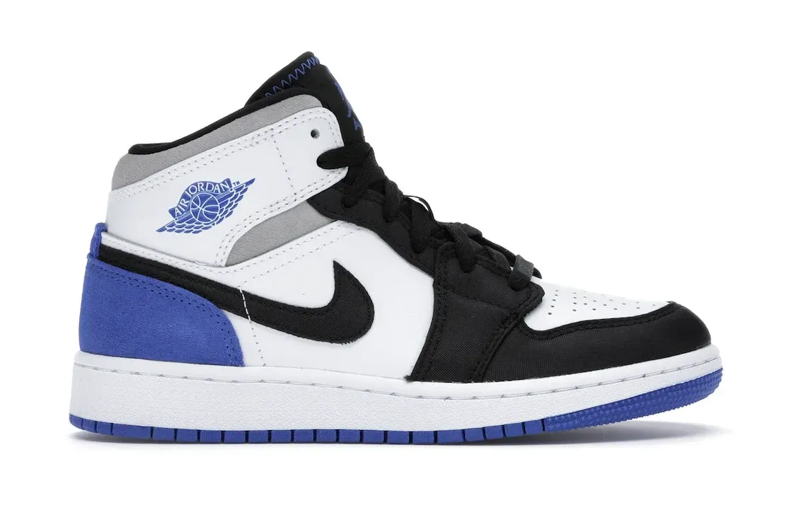 Фото № 1 с приближением к товару «‎Jordan 1 Mid SE White Black Royal »