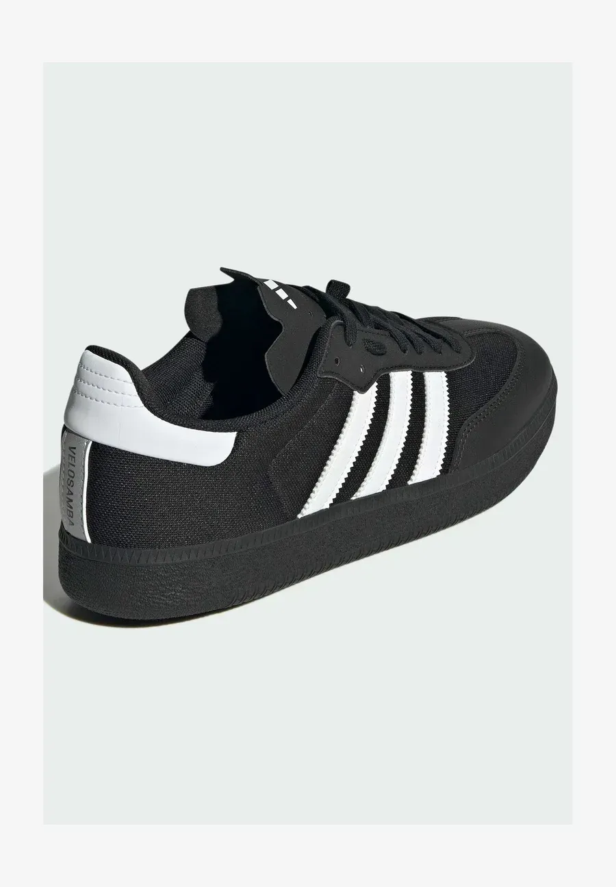 Фото № 4 с приближением к товару «‎VELOSAMBA»