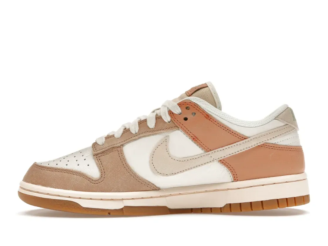 Фото № 3 с приближением к товару «‎Nike Dunk Low SE Australia »